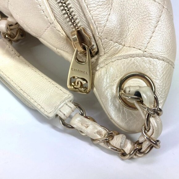 CHANEL AS0556 Waist Pouch 2WAY Hand Bag CC Matelasse Belt Bag Cross body bag - Picture 8 of 16